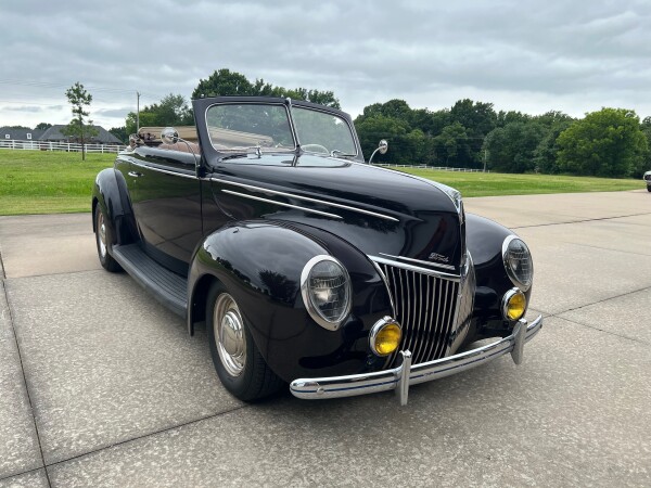 1939 Ford Deluxe for Sale