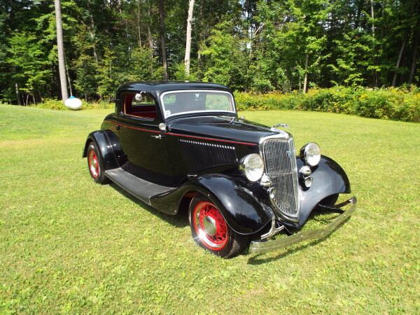 1934 Ford 3-window coupe for Sale