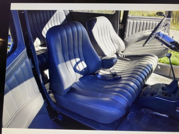 1933 Ford Sedan for Sale