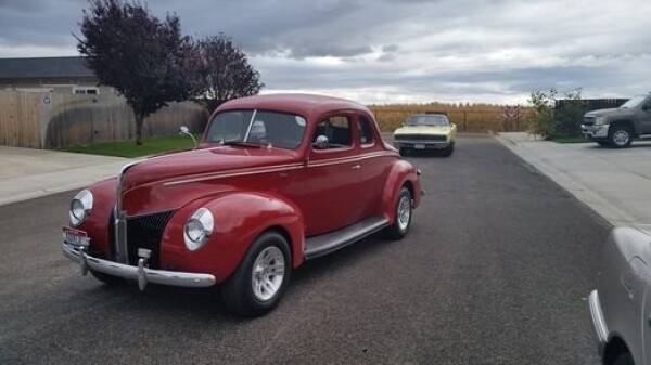 1940 Ford 2 Door for Sale