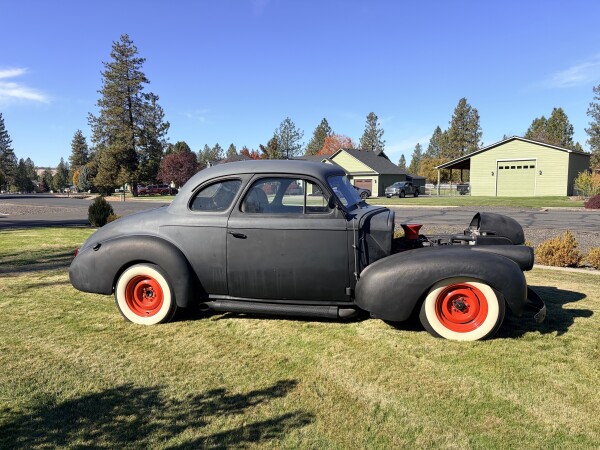 1940 Chevrolet Deluxe Master for Sale