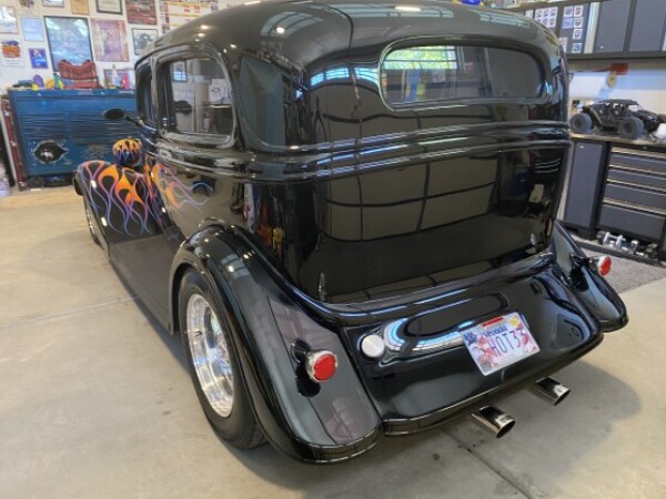 1933 Ford Sedan for Sale