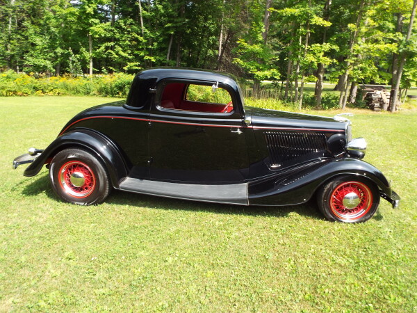 1934 Ford 3-window coupe for Sale