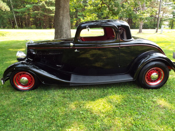 1934 Ford 3-window coupe for Sale