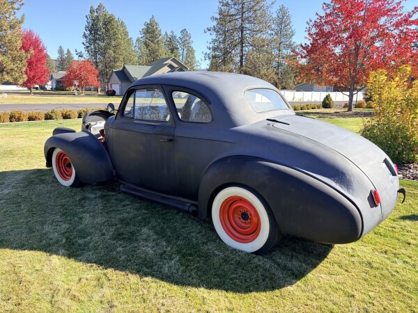 1940 Chevrolet Deluxe Master for Sale