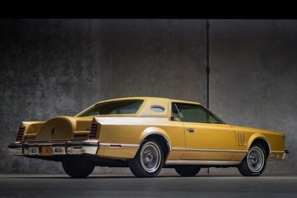 1977 Lincoln Mark V for Sale