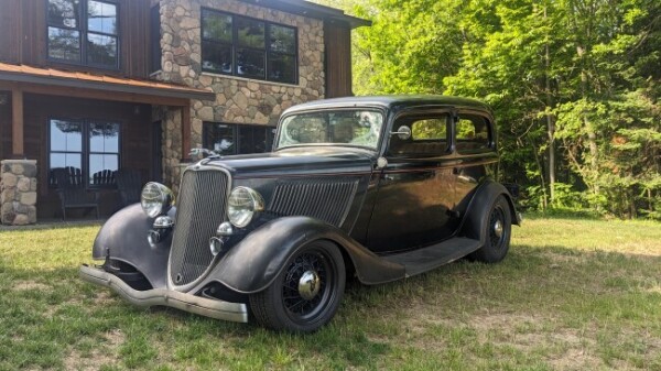 1933 Ford Model 40 for Sale