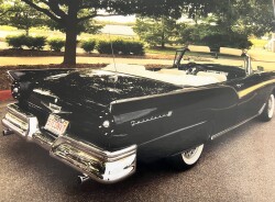 1957 Ford Fairlane 500 for Sale